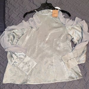 Umgee NWT Silver Cold Shoulder Blouse
